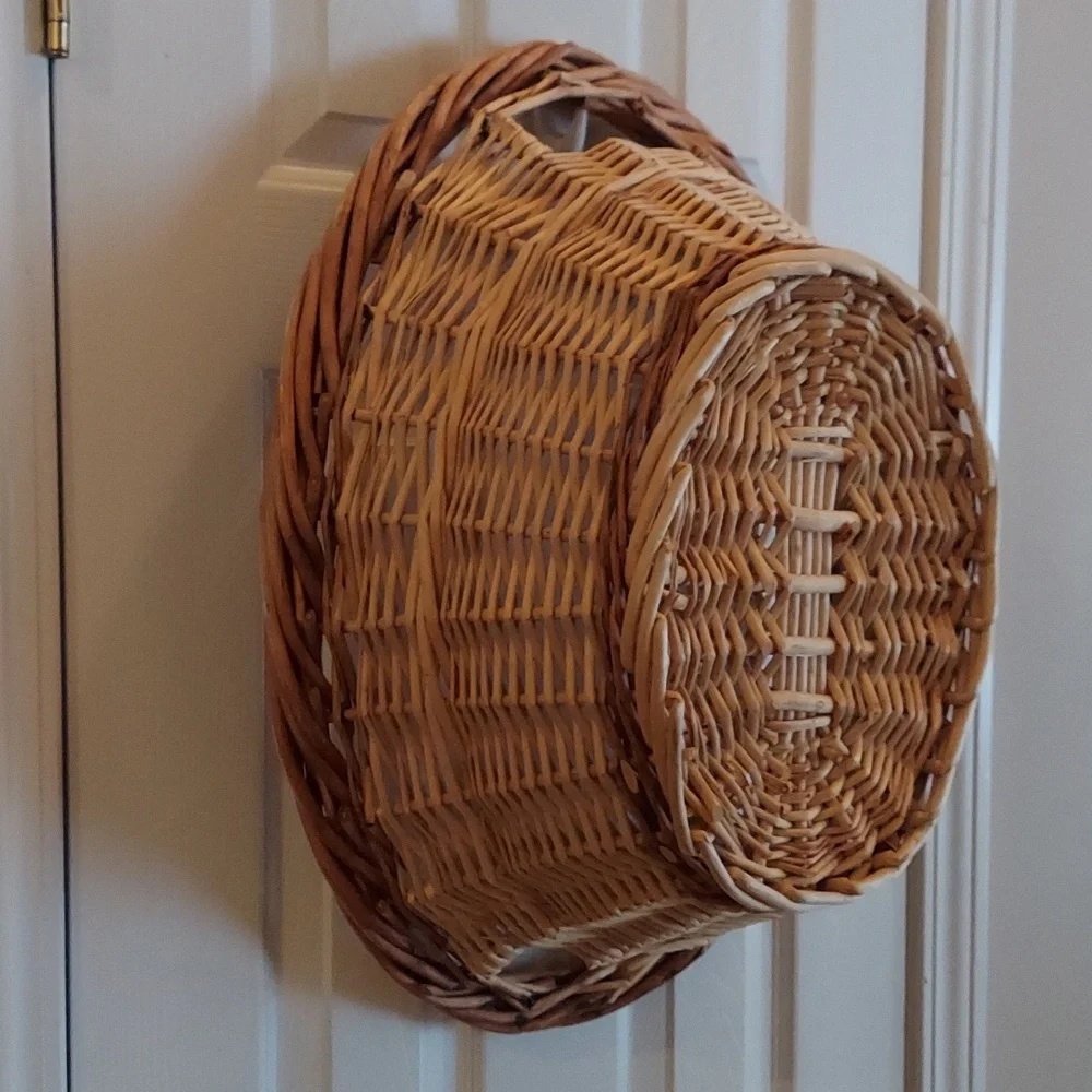 FRENCH LAUNDRY WOVEN WICKER BASKET - 24